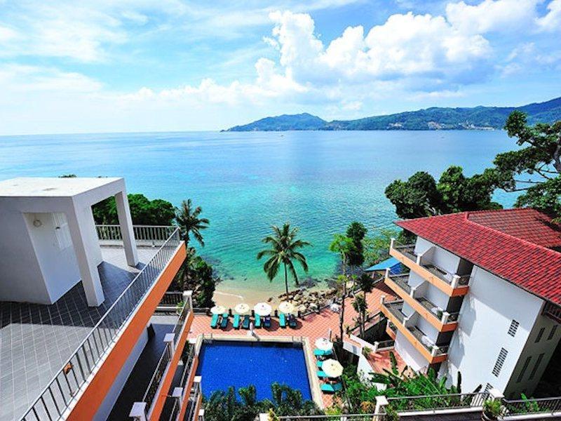 Blue Beach Club & Resort Patong Bagian luar foto