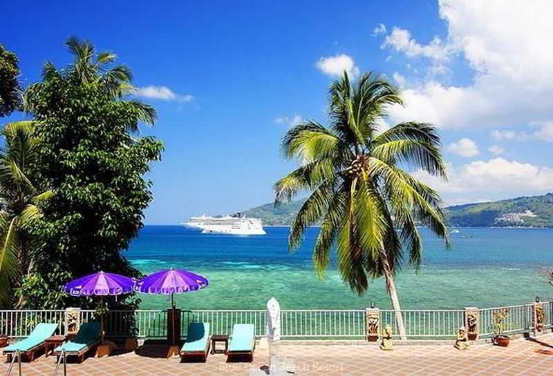 Blue Beach Club & Resort Patong Bagian luar foto