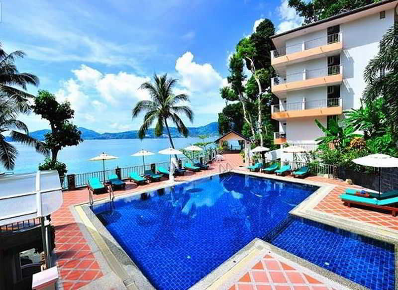 Blue Beach Club & Resort Patong Bagian luar foto